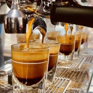 Cafe Blob (100. Yıl)