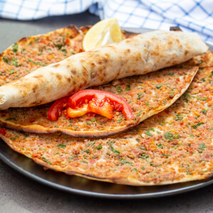 Öz Urfa Emin Usta Kebap Lahmacun (Sakarya)