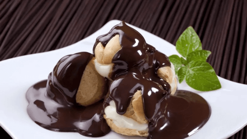 La Perla İstanbul Profiterol (Bahçelievler)