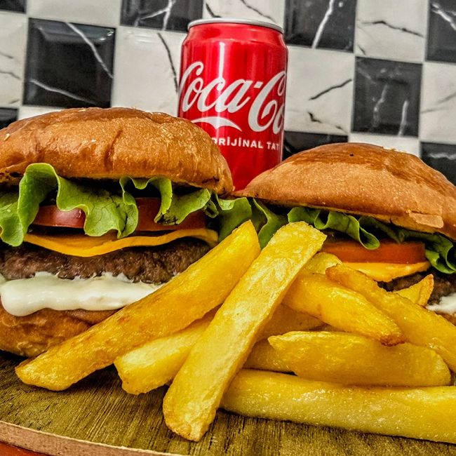 Fryup Hamburger (Kırkkonaklar)