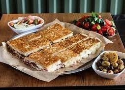 Meşhur Sarıyer Börek (Altınşehir)