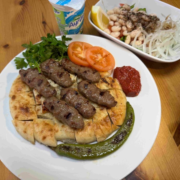 İştip Köftecisi (Halkapınar)