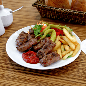 Hisar Köfte Restoran (Eski Kuyumcular)