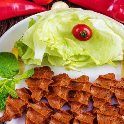 Meşhur Adıyaman Çiğ Köftecisi Ömer Aybak (Çarşı)