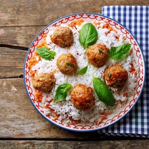 Besslen Yemek (Hacılar Meydanı)