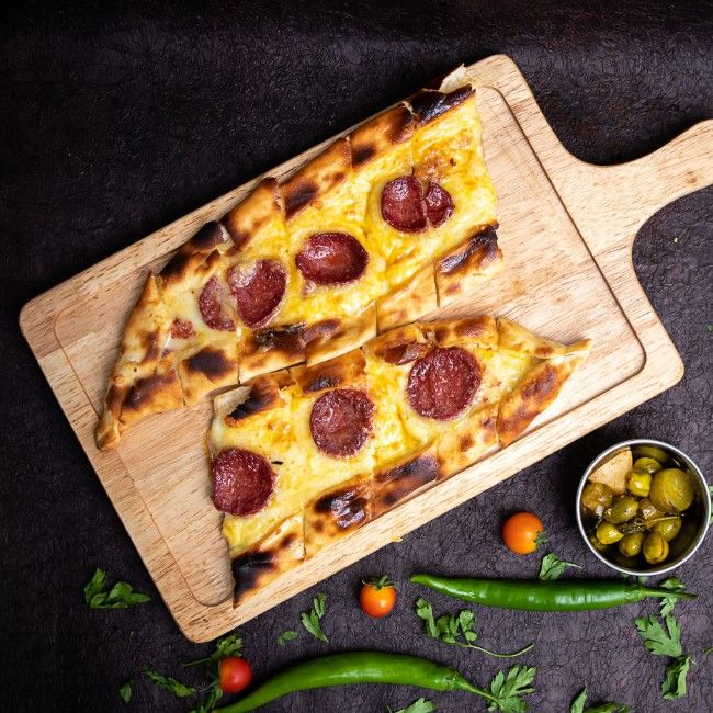 Ustam Pide ve Lahmacun Salonu (Hacılar Meydanı)