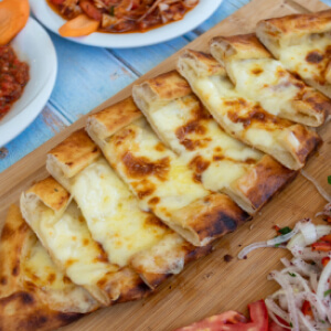 Çıtır Lahmacun (Bahçıvan)