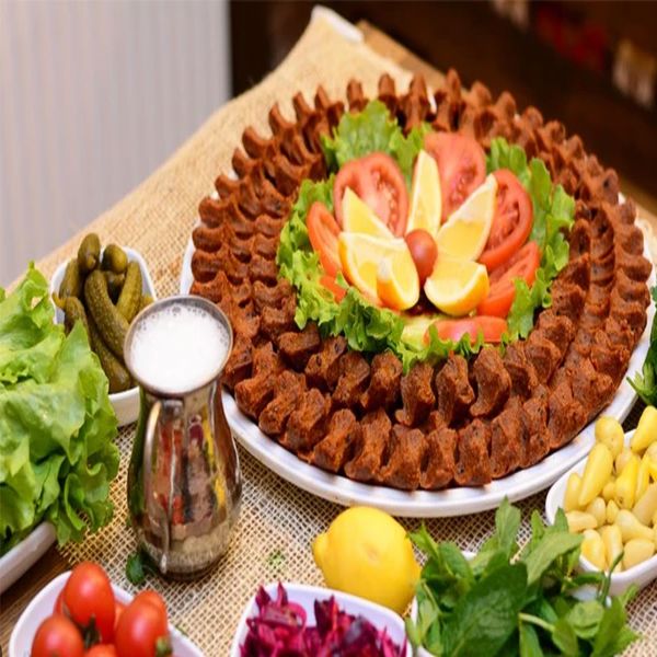 Ünlü Çiğ Köfteci Mehmet Usta (Karakavak)