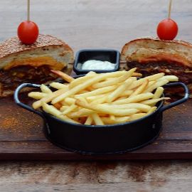 Chef Nayla Cafe & Restaurant (Yeşiltepe)