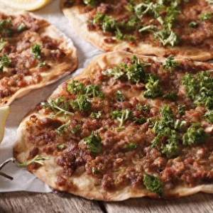 Pides (Buğday Pazarı)